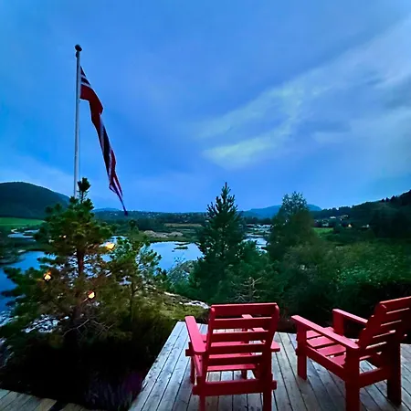 Casa vacanze Retro In Scenic Sinnes Location Tjorhom