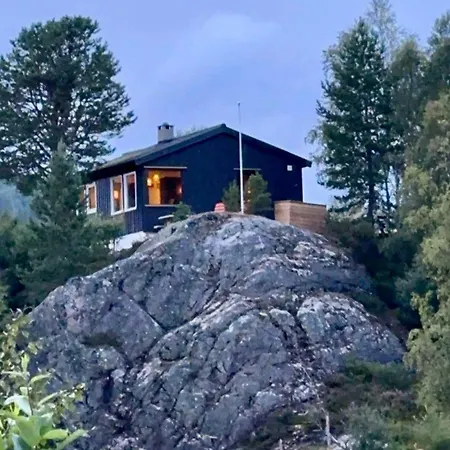 Retro In Scenic Sinnes Location