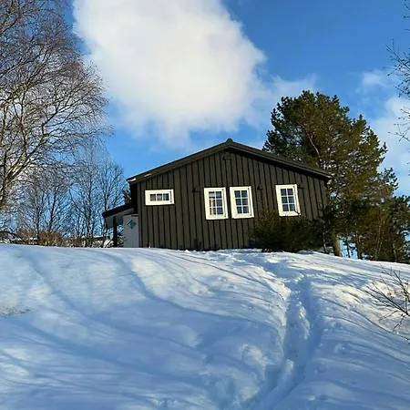 Retro In Scenic Sinnes Location