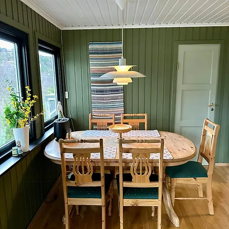 Retro In Scenic Sinnes Location Feriehus *